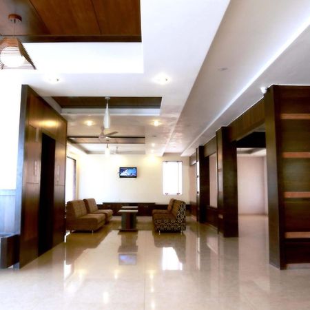 שירדי Hotel Sai Ramanand מראה חיצוני תמונה