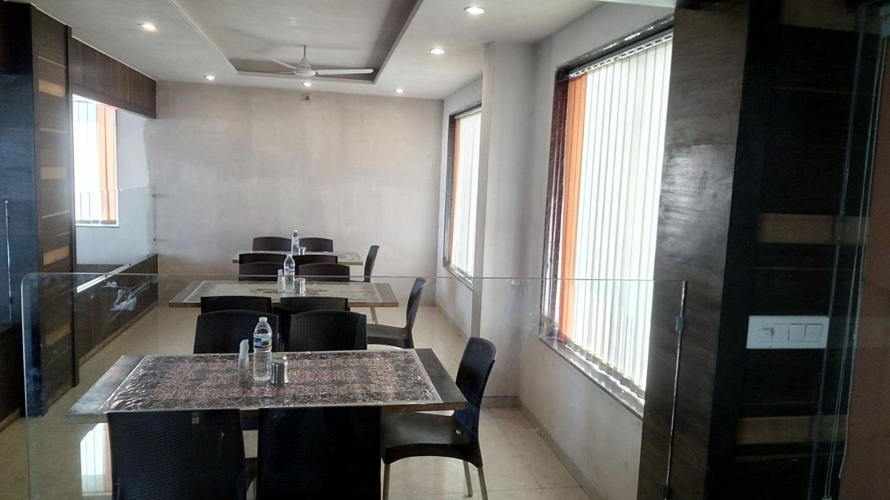 שירדי Hotel Sai Ramanand מראה חיצוני תמונה